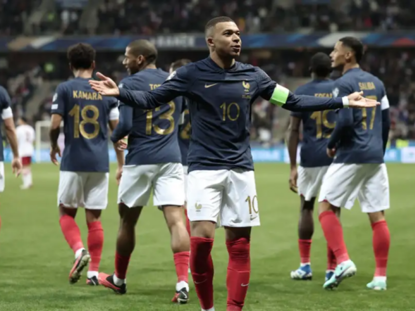 Mbappe arrin 300 gola në karrierë më shpejt se Messi dhe Ronaldo