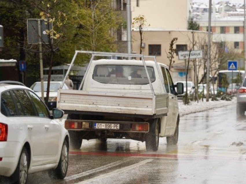 ​Çmimet e gomave të automjeteve të njëjta, por montimi më i shtrenjtë - apelohet për kujdes