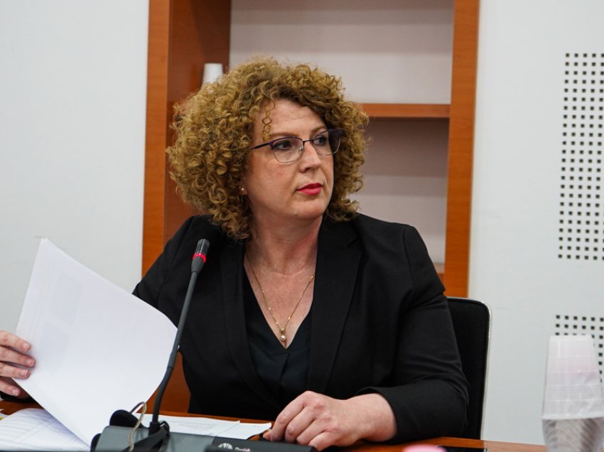 ​Ministrja Hajdari: Manipulimet me çmime po vazhdojnë