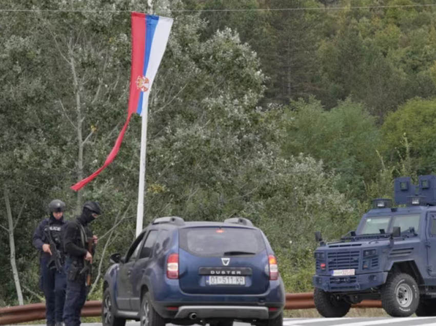 Agresioni serb në veri, zv.drejtori i policisë tregon detaje: Gjetëm 24 makina me armë dhe ushqime