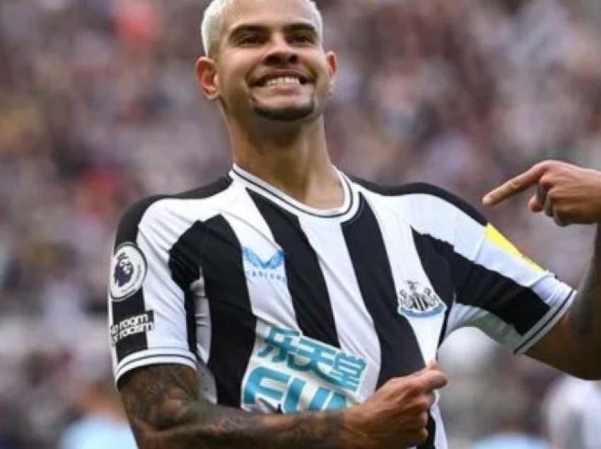 Newcastle “blindon” liderin e mesfushës