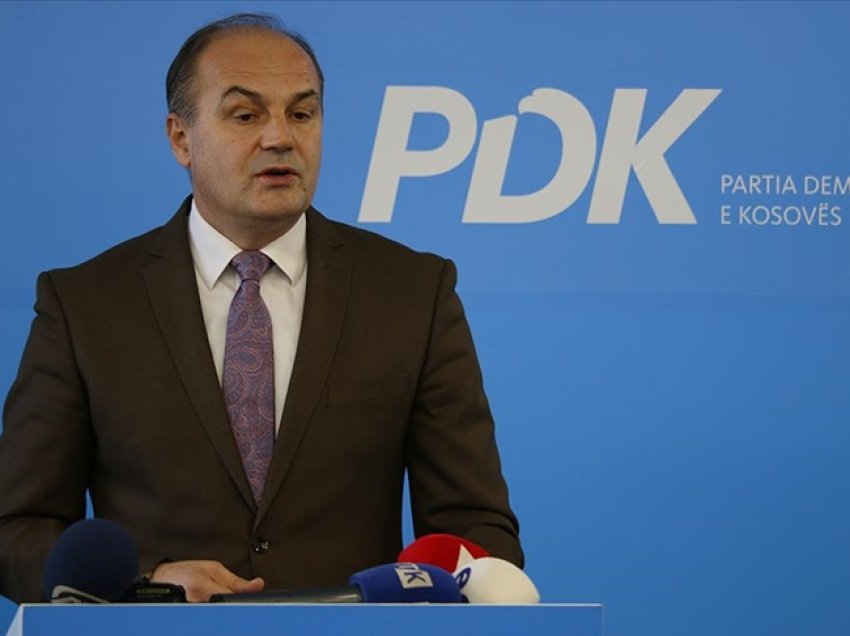 Enver Hoxhaj: Koha e fundit që Qeveria të bëjë veprime konkrete drejt botës perëndimore që Serbia të sanksionohet