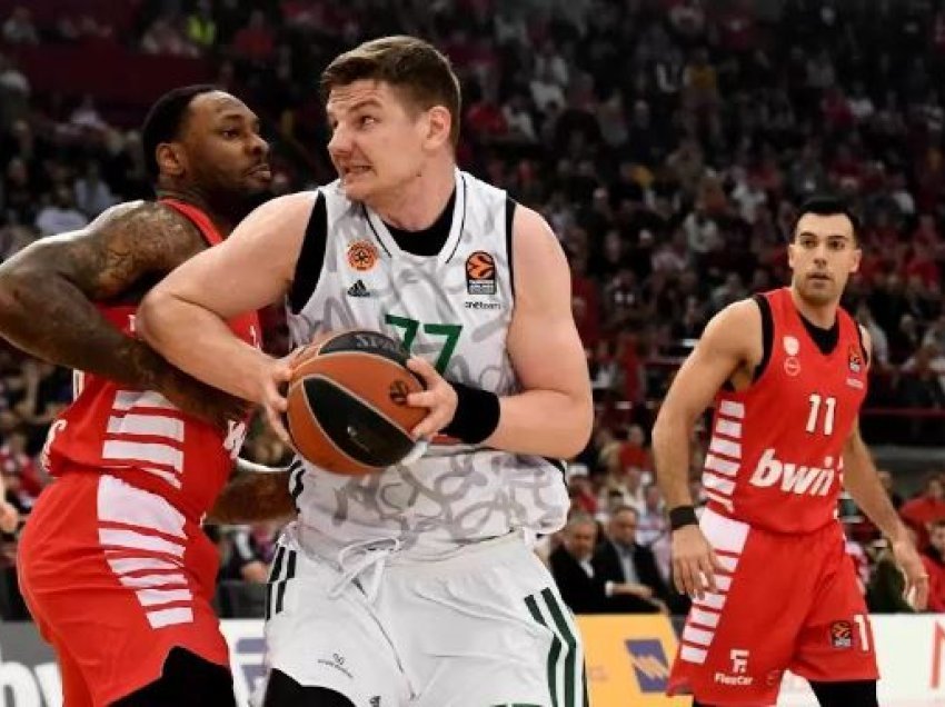 Triumfojnë Real Madrid e Barcelona, Olympiacos fiton derbin me Panathinaikos