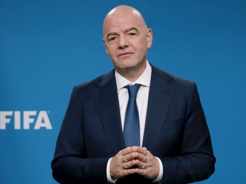 Infantino me një mesazh solidariteti