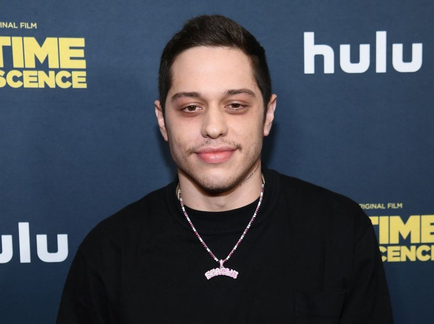 Pete Davidson adreson sulmin e Hamasit ndaj Izraelit: Askush në këtë botë nuk meriton të vuajë