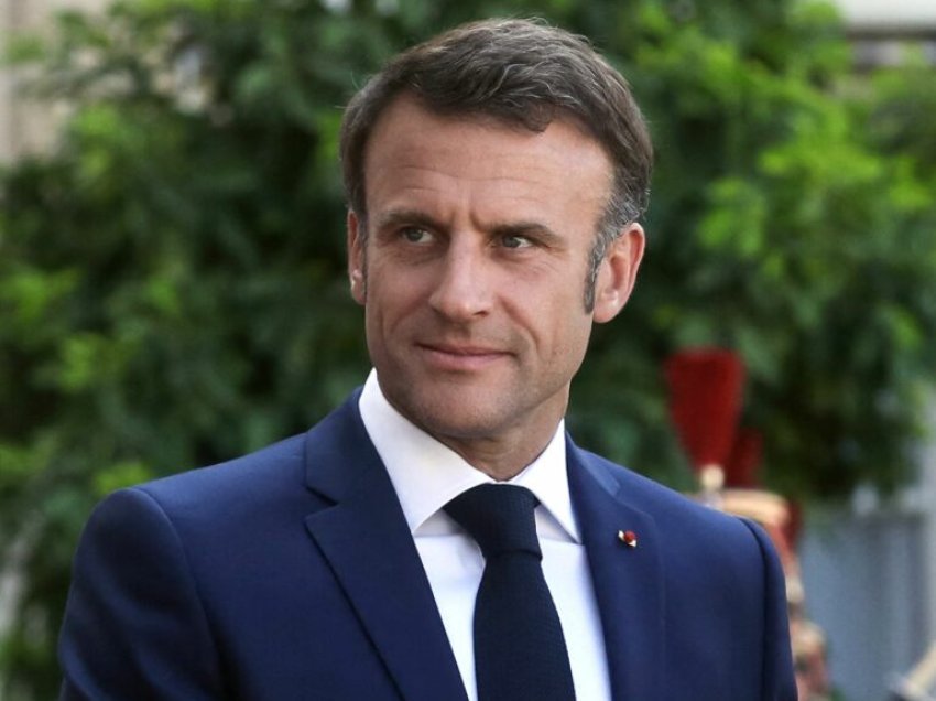 Vizita e parë zyrtare në Shqipëri, presidenti francez, Emanuel Macron mbërrin në Tiranë