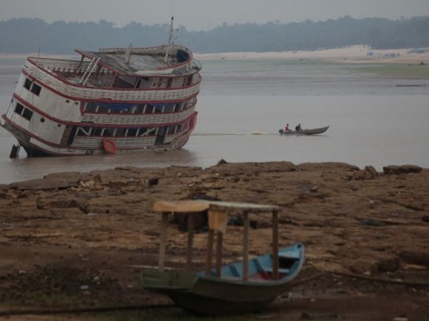 ​Lumi në pyjet tropikale të Amazonës në Brazil bie në nivelin më të ulët në 121 vjet