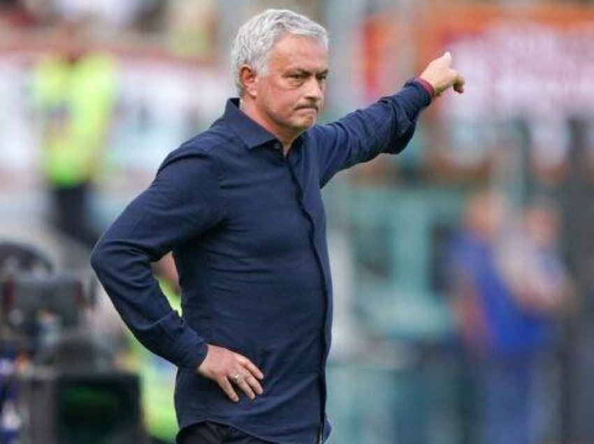 Mourinho “thumbon”