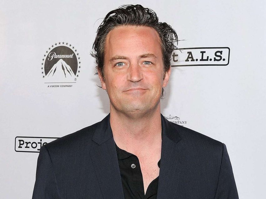 Autopsia e aktorit të serialit “Friends” Matthew Perry-t, ende e paqartë se si ka vdekur