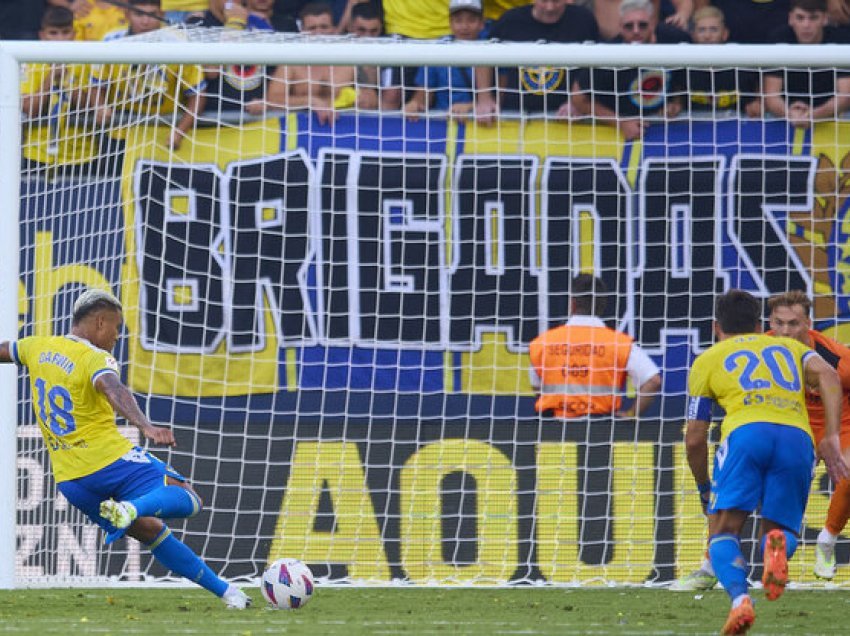 Cadiz bind ndaj Villarreal-it në “Estadio Nuevo Mirandilla”