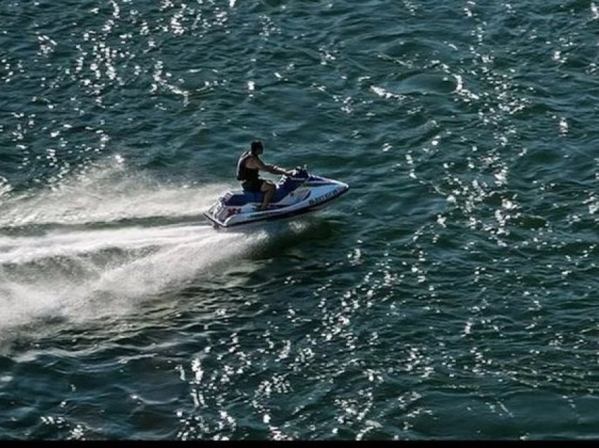 Po udhëtonin me jet-ski, qëllohen për vdekje nga roja bregdetare dy turistë