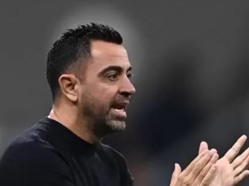 ​​Xavi i vendos notën 10 afatit kalimtar të Barcelonës