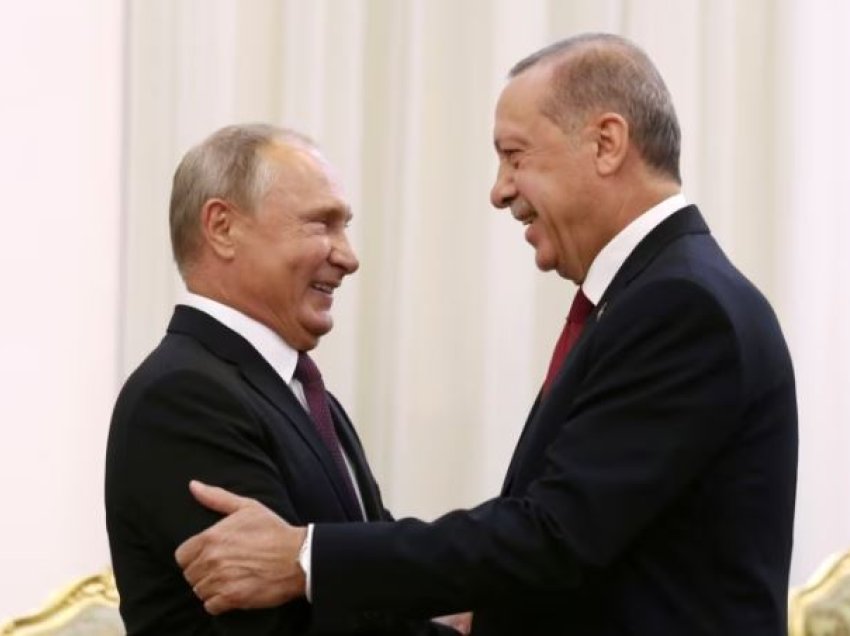 Takimi Erdogan-Putin në Soçi dhe marrëveshja e grurit