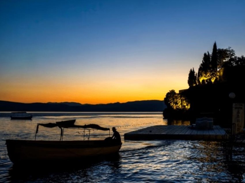 Përplasjet mes Sofjes dhe Shkupit ulin numrin e turistëve mes dy vendeve