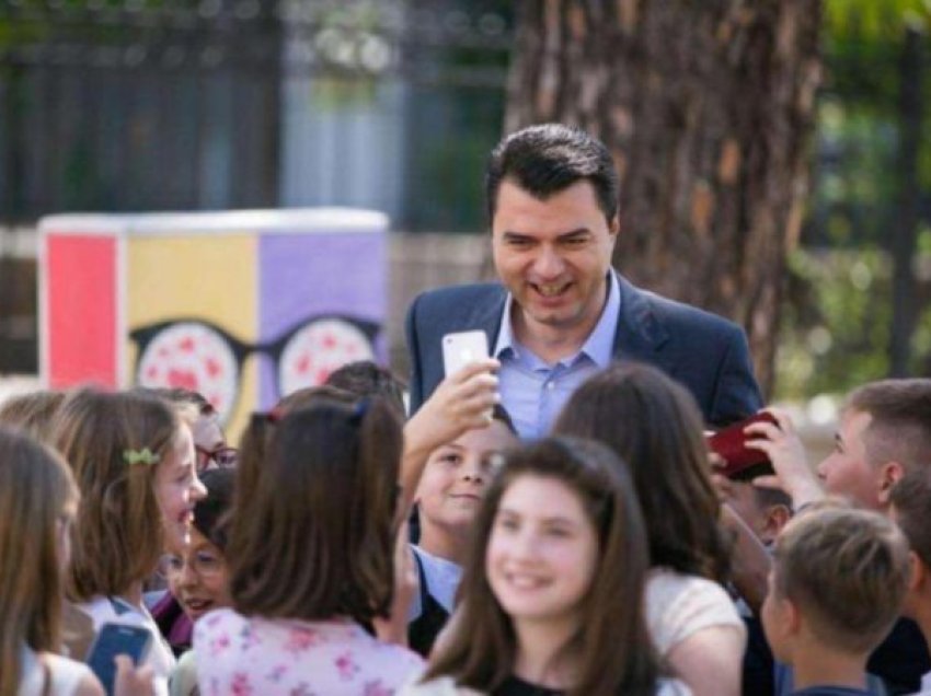 Sot nis viti i ri shkollor, Basha: Mbarësi të gjithë nxënësve dhe mësuesve