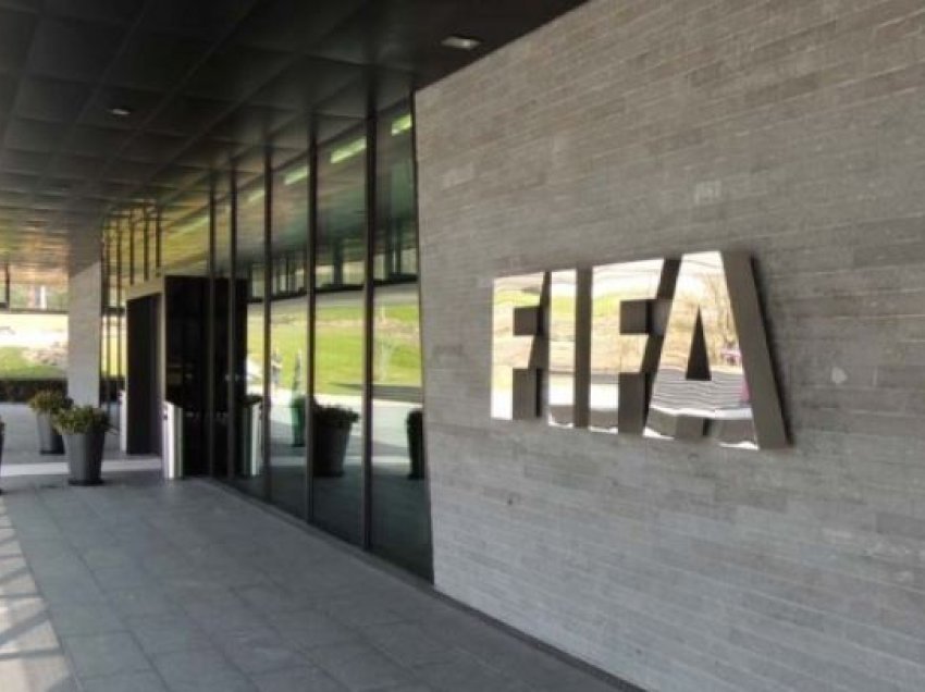 FIFA “aksion” në Brazil, plot 11 lojtarë të dënuar për baste