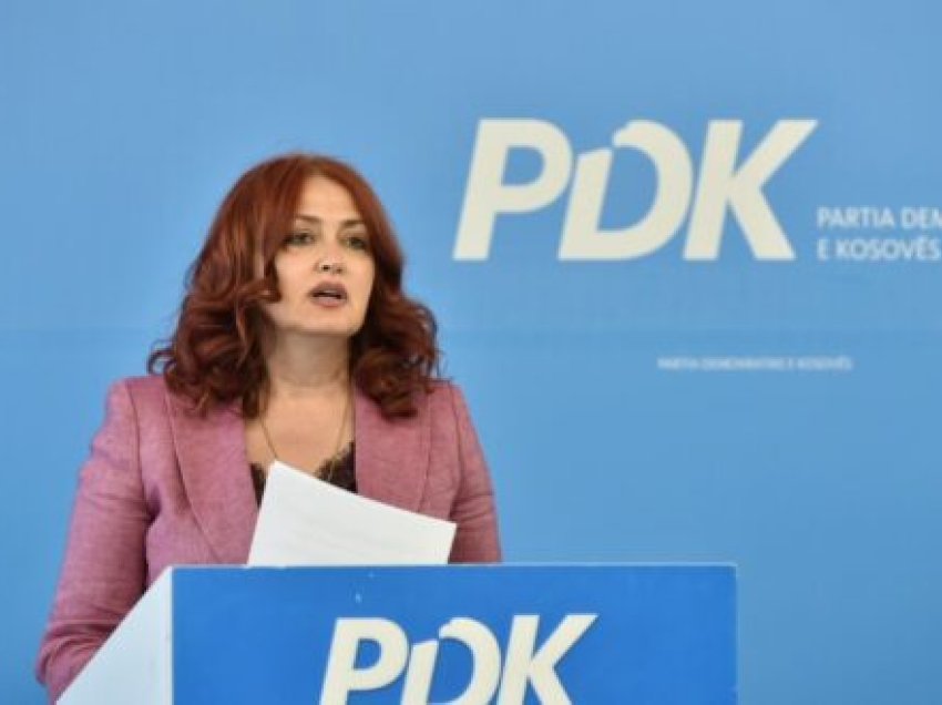 Eliza Hoxha: Ne nuk votojmë nismat e Qeverisë Kurti