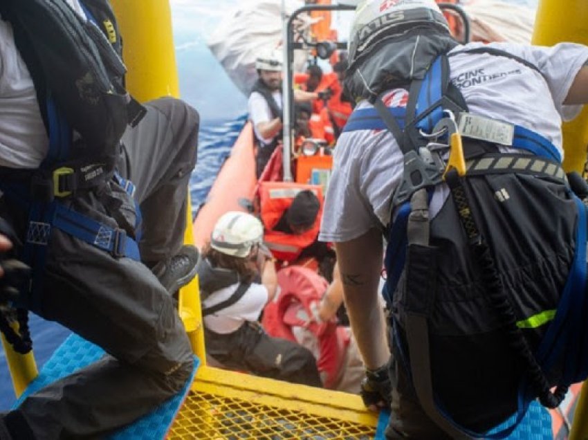 Shumë migrantë vazhdojnë të humbasin jetën në det