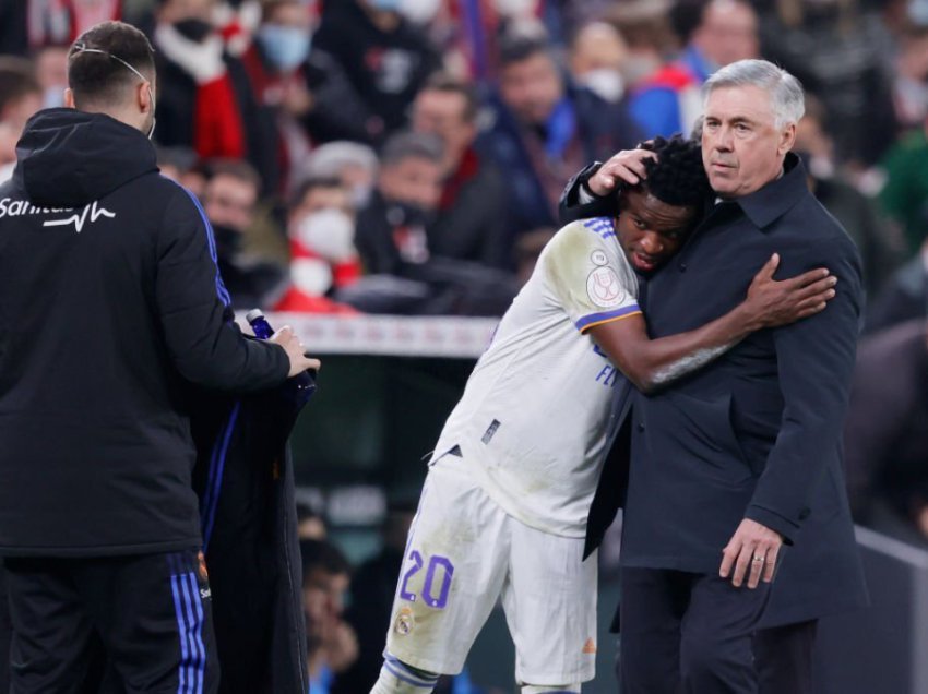 Ancelotti: Konkurrencë e madhe, edhe unë vuaj