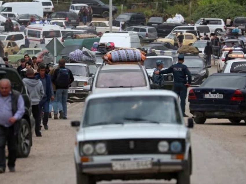 Mbi 40 mijë refugjatë nisen prej Nagorno-Karabakut në Armeni