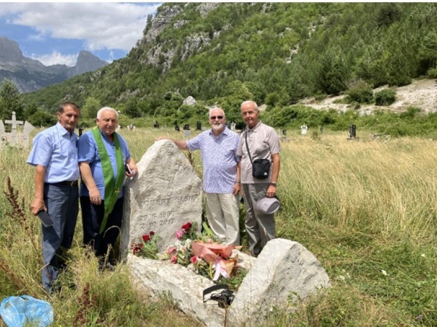 Aleanca me ShBA-të dhe BE-në po e lulëzon Shqipërinë