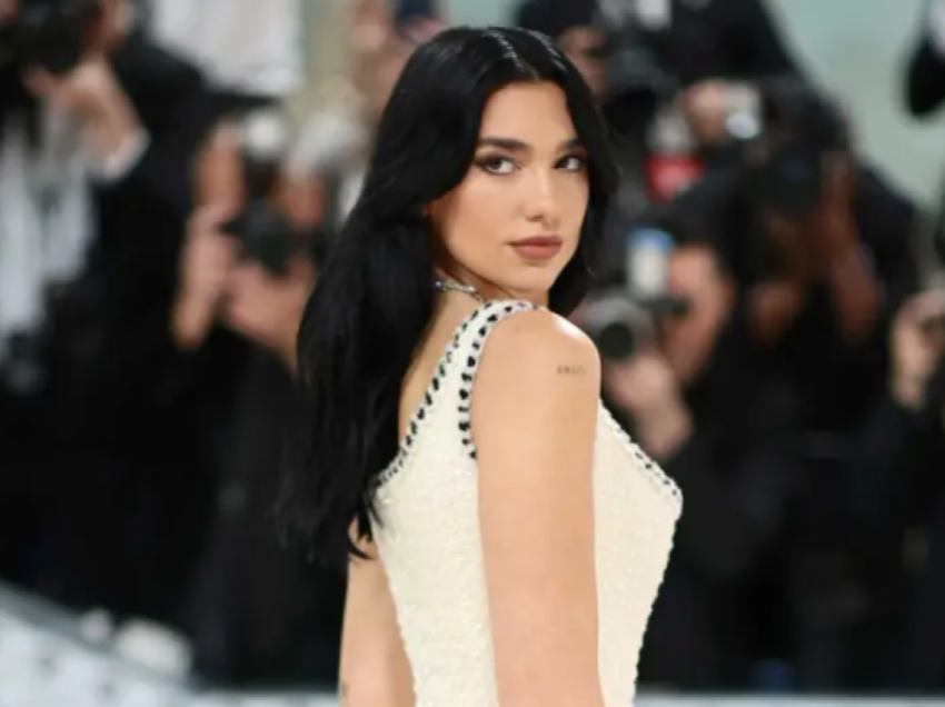 Dua Lipa: Gjëja më fuqizuese tek gratë e Kosovës është vetëbesimi i tyre