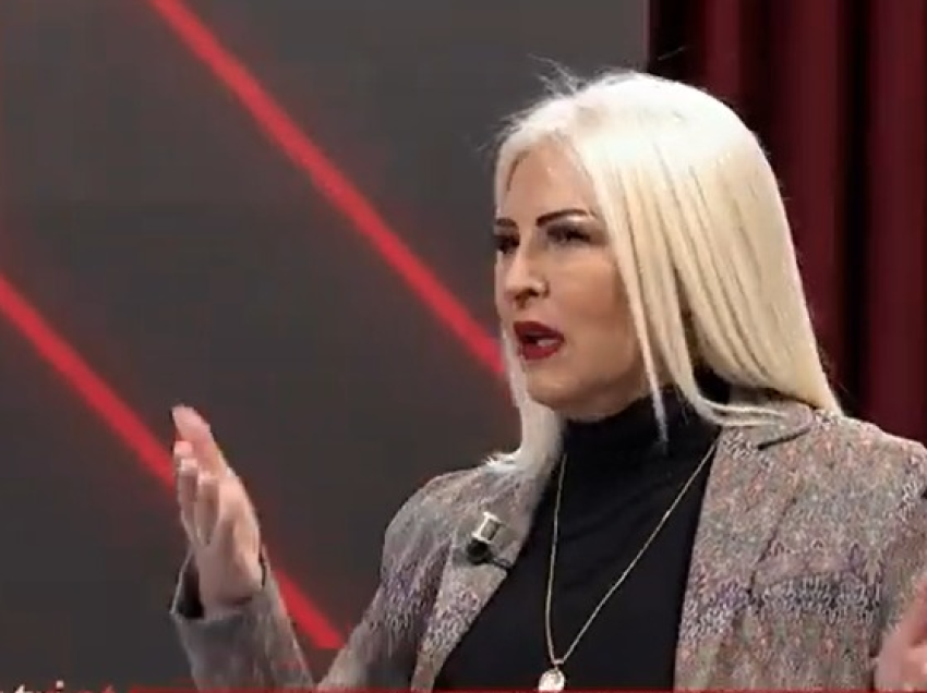 “Më thirri nusja e vëllait e më tha Naimi ka bërë aksident”, Mihrija flet për...