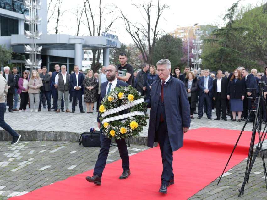 Masakra e 2 Prillit/ Gazment Bardhi nderon 4 martirët: Kur përmendet liria, qyteti i parë që të shkon ndër mend është Shkodra