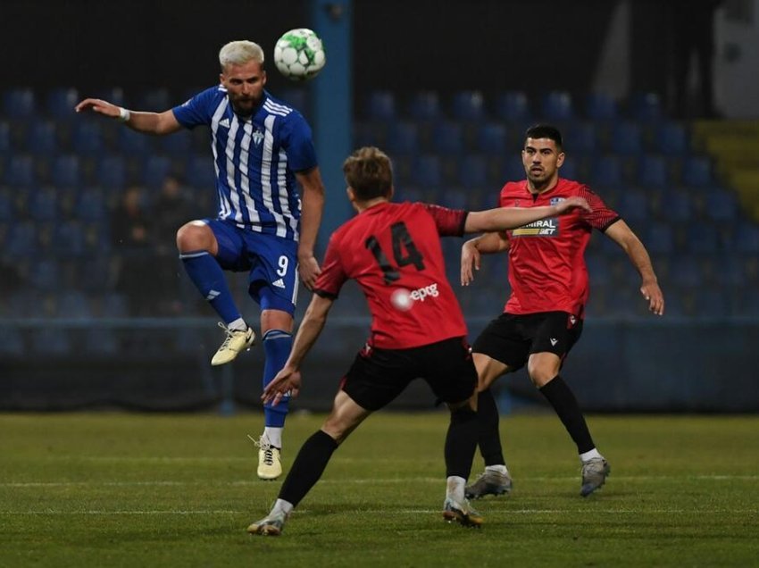 Pa fitues derbi i kampionatit në Mal të Zi, pikë e madhe për skuadrën shqiptare