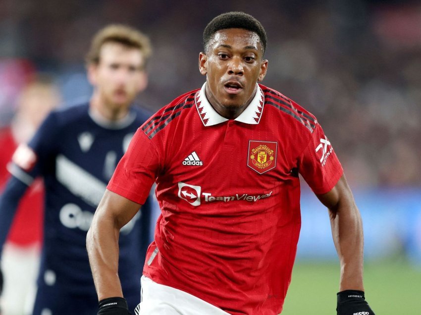 Martial përshëndetet me Unitedin