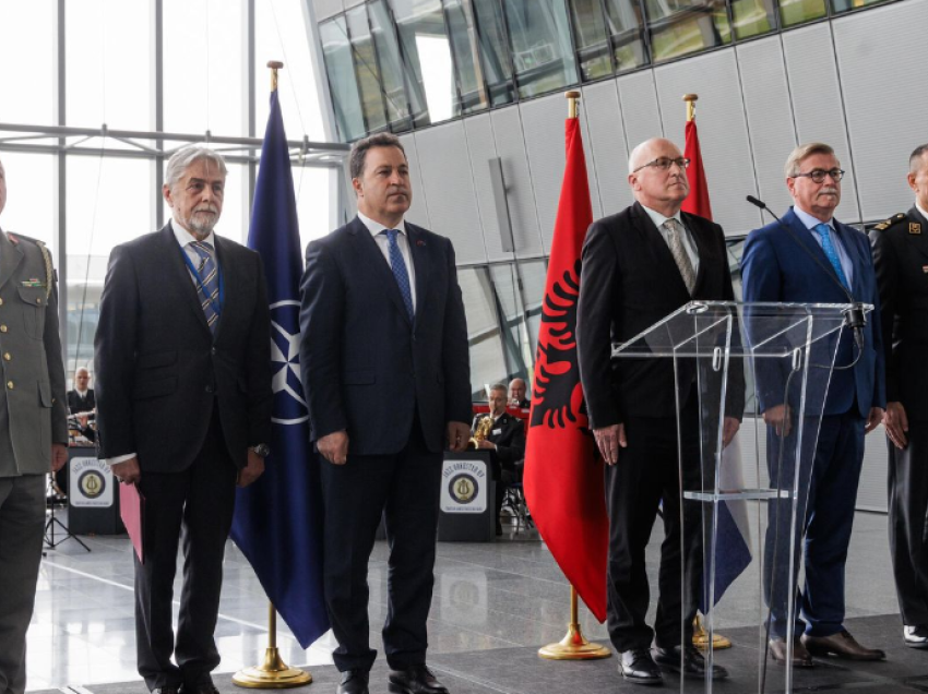 Ceremoni në Bruksel për 15-vjetorin e anëtarësimit në NATO, Peleshi: Të palëkundur në mbështetjen ndaj Aleancës