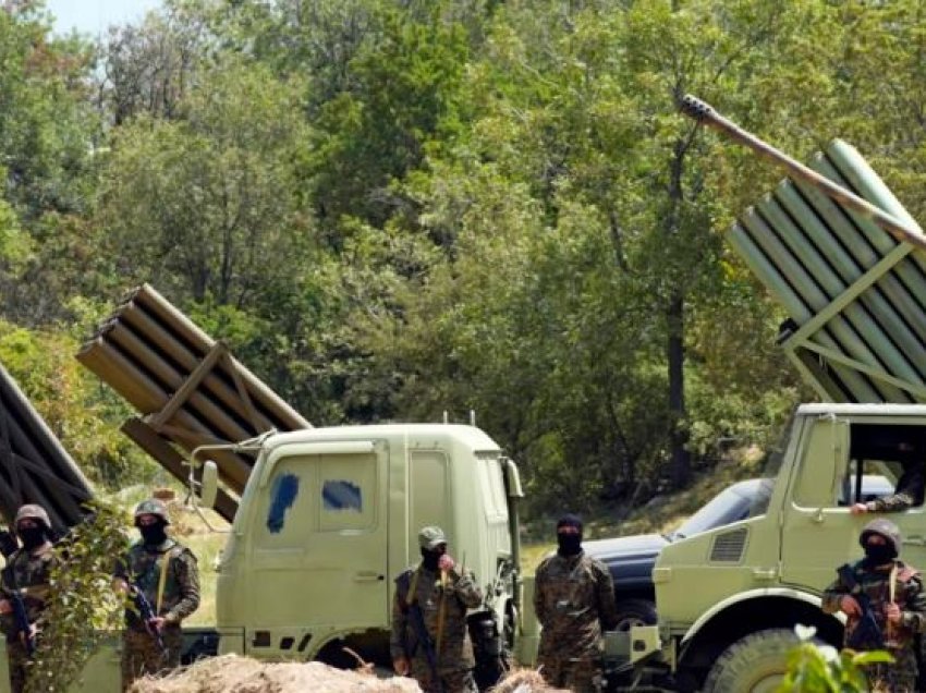 Organizata e mbështetur nga Irani sulmon me raketa dhe dronë Izraelin