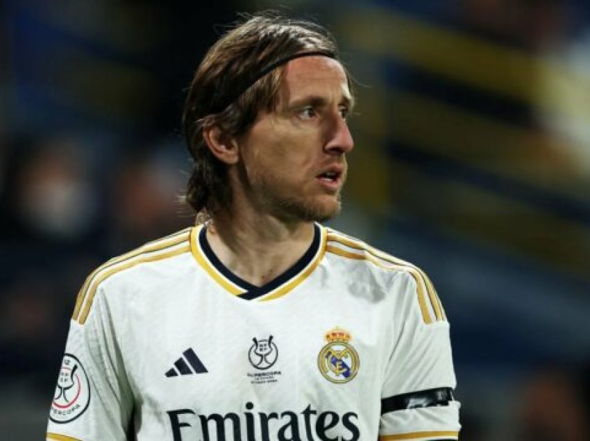 Kontrata afër skadimit, Modric nuk ka vendosur ende për të ardhmen