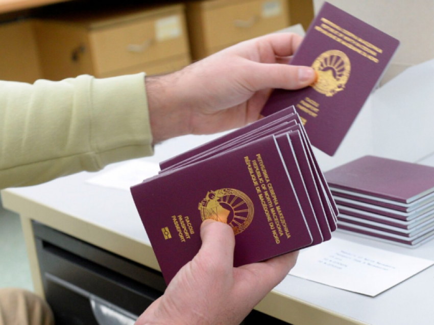 Dy muaj pritje për një pasaportë në Maqedoninë e Veriut