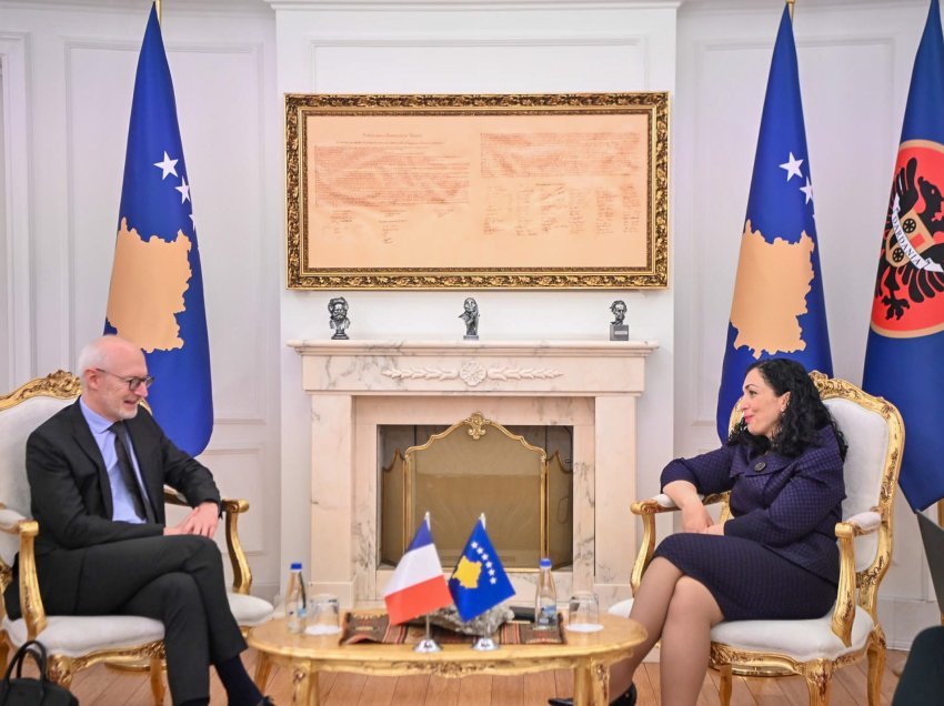 Osmani e informon ambasadorin francez për arrestimin e policëve të Kosovës nga Serbia