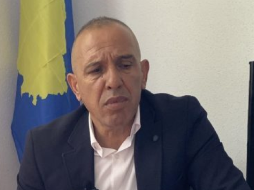 Votimi për shkarkimin e tij, kryetari i Zubin Potokut thotë se nuk do të marr pjesë në votim