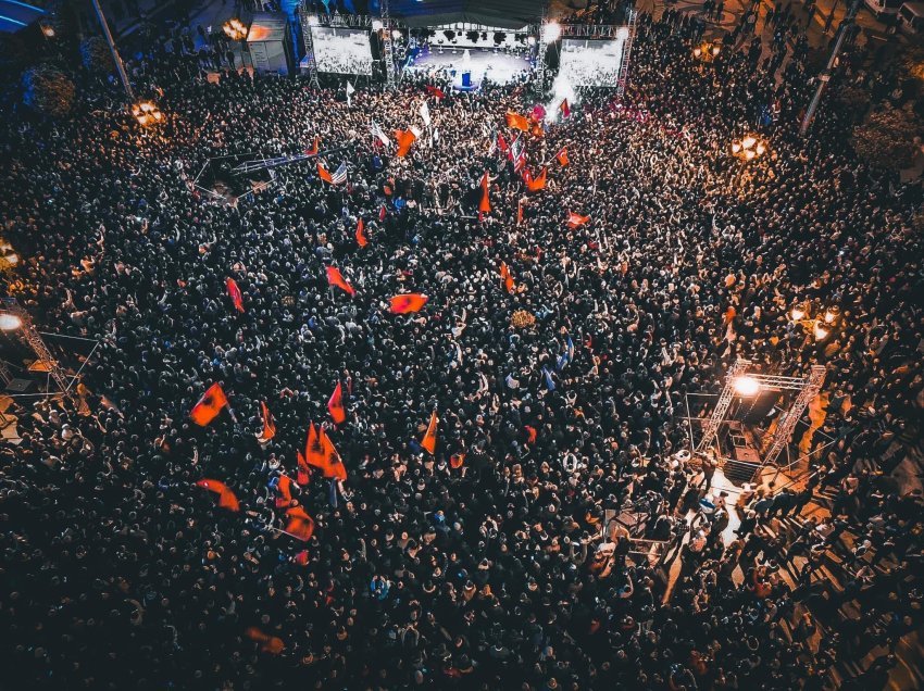 Tubim elektoral në Shkup në mbështetje të Ali Ahmetit