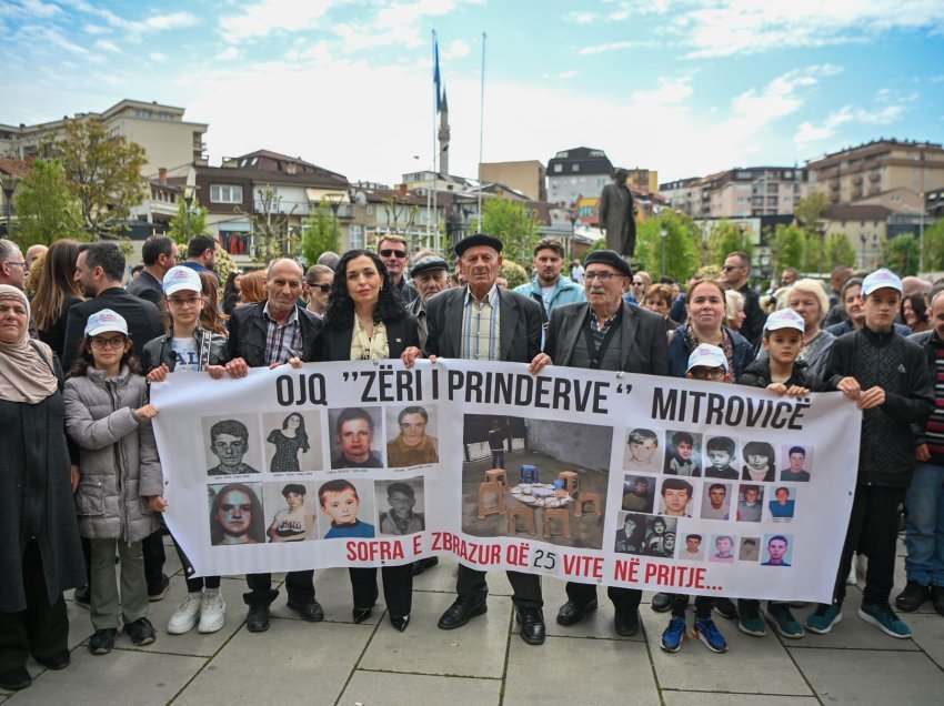 “Sot ndër ditët më të dhimbshme në histori të Kosovës”, Osmani “godet” Serbinë: Akoma fle mbi varreza masive!