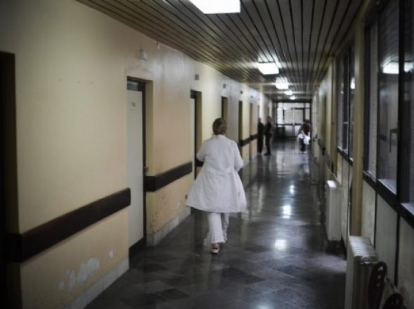 ISHP: Katër persona të shtruar në spital me kollë të keqe në RMV