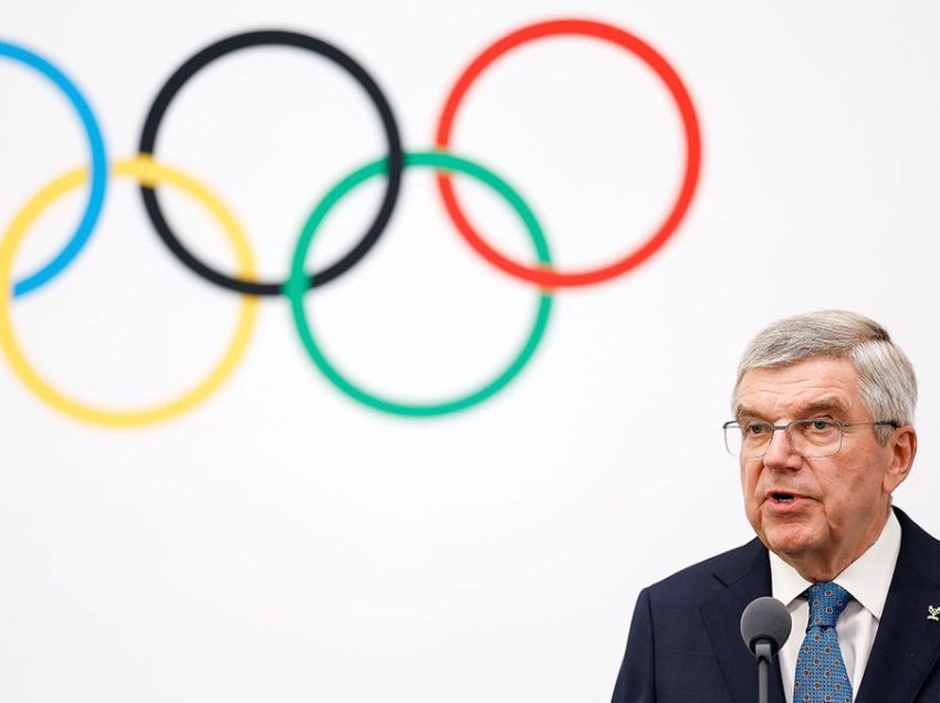 Presidenti i IOC sqaron situatën e boksieres algjeriane