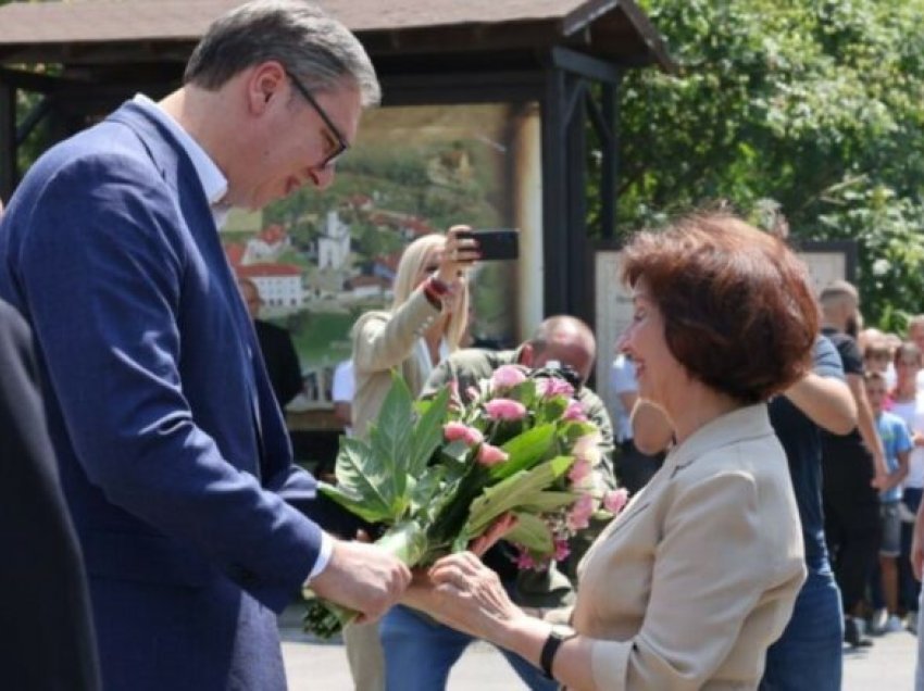 “Ndjehuni si në shtëpinë tuaj”, Vuçiq mirëpriti presidenten Siljanovska në manastirin “Shën Prohor Pçinjski”