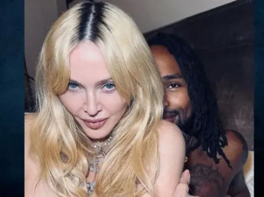 Habit Madonna, pozon topless krah partnerit të ri