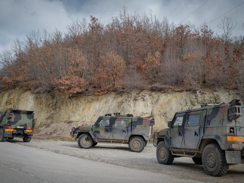 KFOR: Çdo vendim rreth hapjes së Urës së Ibrit duhet të ndodh në kuadër të dialogut Kosovë – Serbi