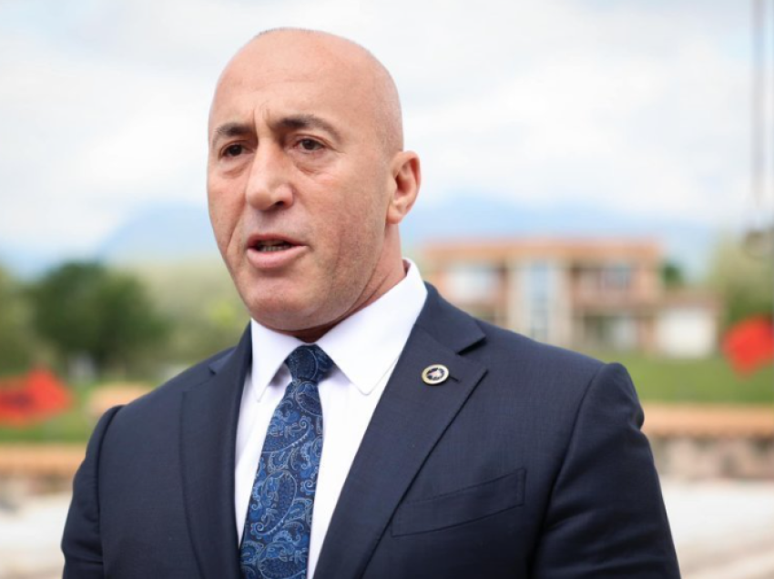 Haradinaj i këshillon ish-ushtarët e UÇK për kujdes gjatë udhëtimeve, i përmend rastet kur u ndalua në Francë dhe Slloveni