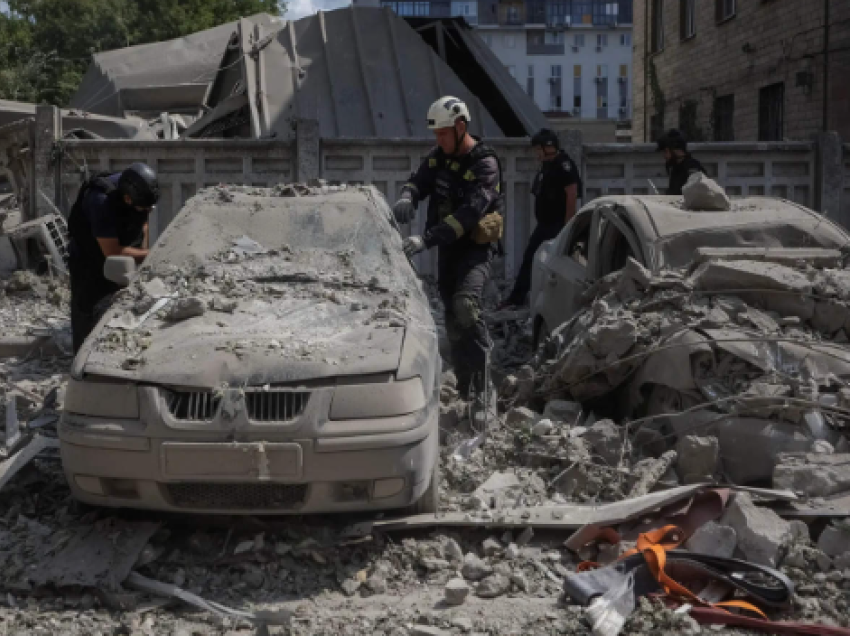 Forcat ruse ‘ulin numrin e sulmeve me bomba të drejtuara në rajonin e Kharkiv’