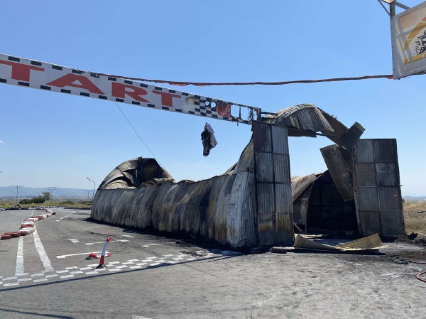 ​Zjarri në afërsi të Aeroportit të Prishtinës, dëmet me mijë euro