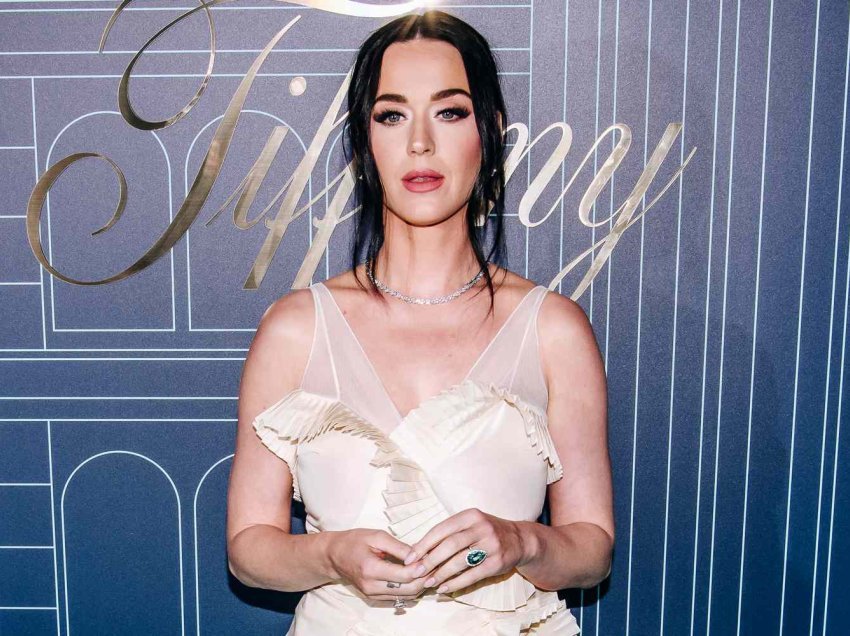 Katy Perry nën hetim në Spanjë, për çfarë akuzohet këngëtarja e famshme?