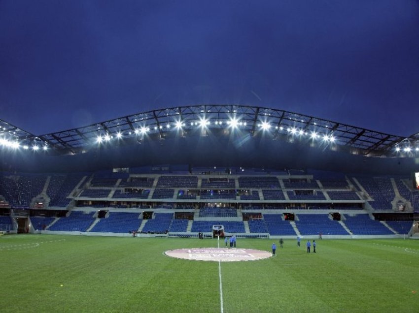 Kampionët nisin mbrojtjen e titullit në Stade Oceane