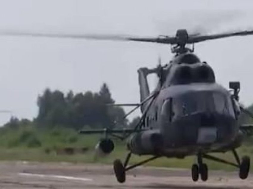 Helikopteri rus ulet pranë bazës ushtarake në Amerikë, burra të dyshimtë zbresin e fshihen në pyll