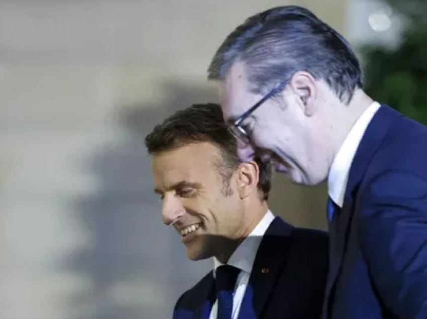 Macron së shpejti në Beograd, mediat e Vuçiqit në “delir”, ja si Franca po konkurron me Gjermaninë për Serbinë